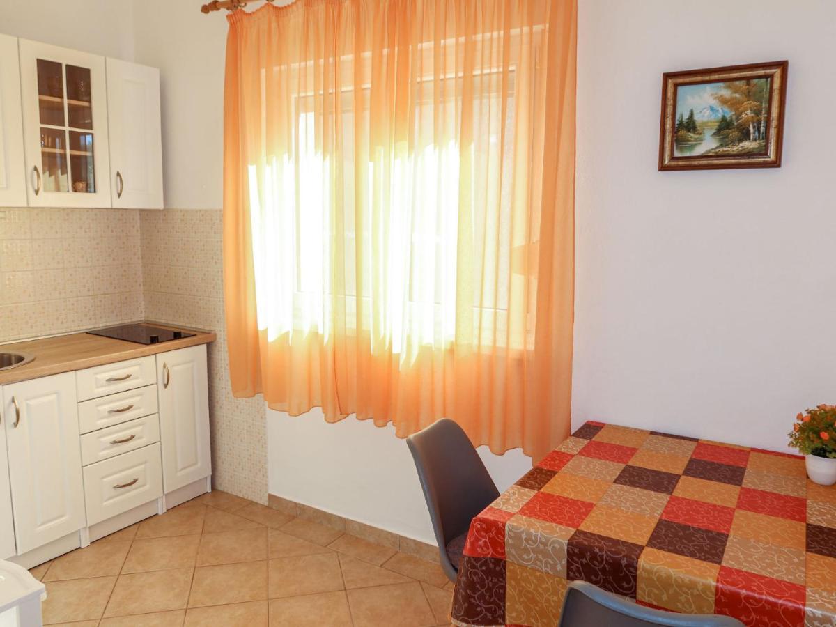 Holiday Home Ive By Interhome بيتريتْشاني المظهر الخارجي الصورة