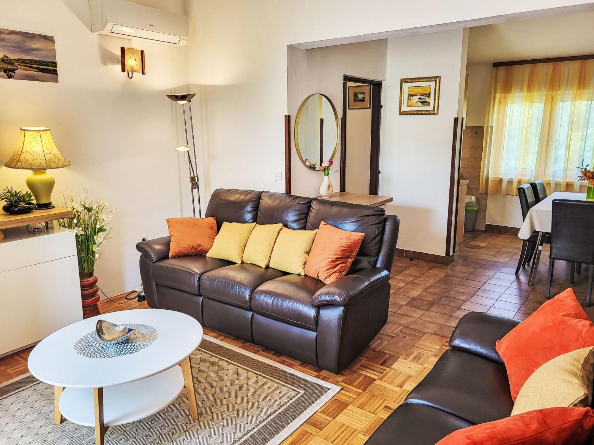 Holiday Home Ive By Interhome بيتريتْشاني المظهر الخارجي الصورة