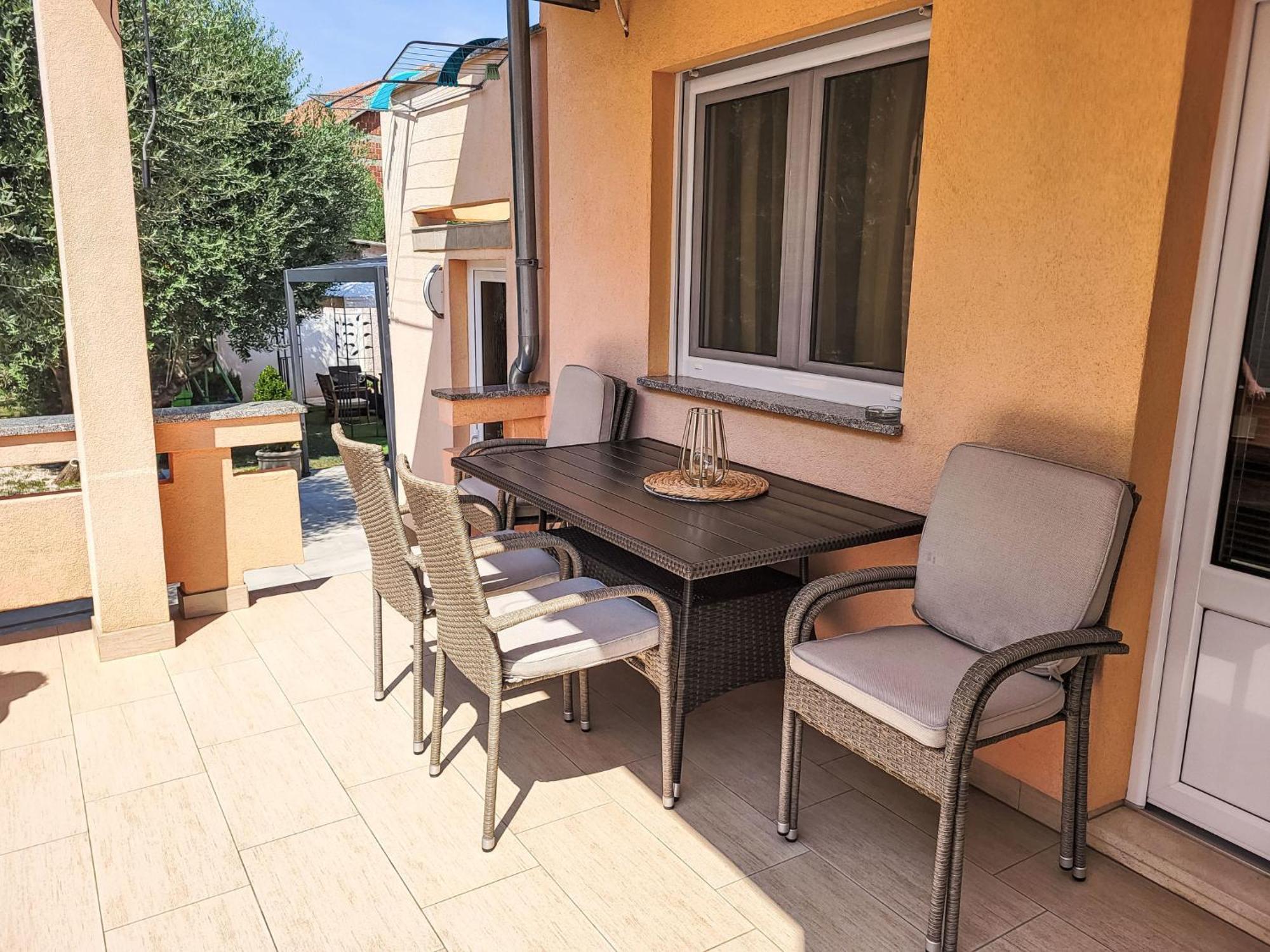 Holiday Home Ive By Interhome بيتريتْشاني المظهر الخارجي الصورة