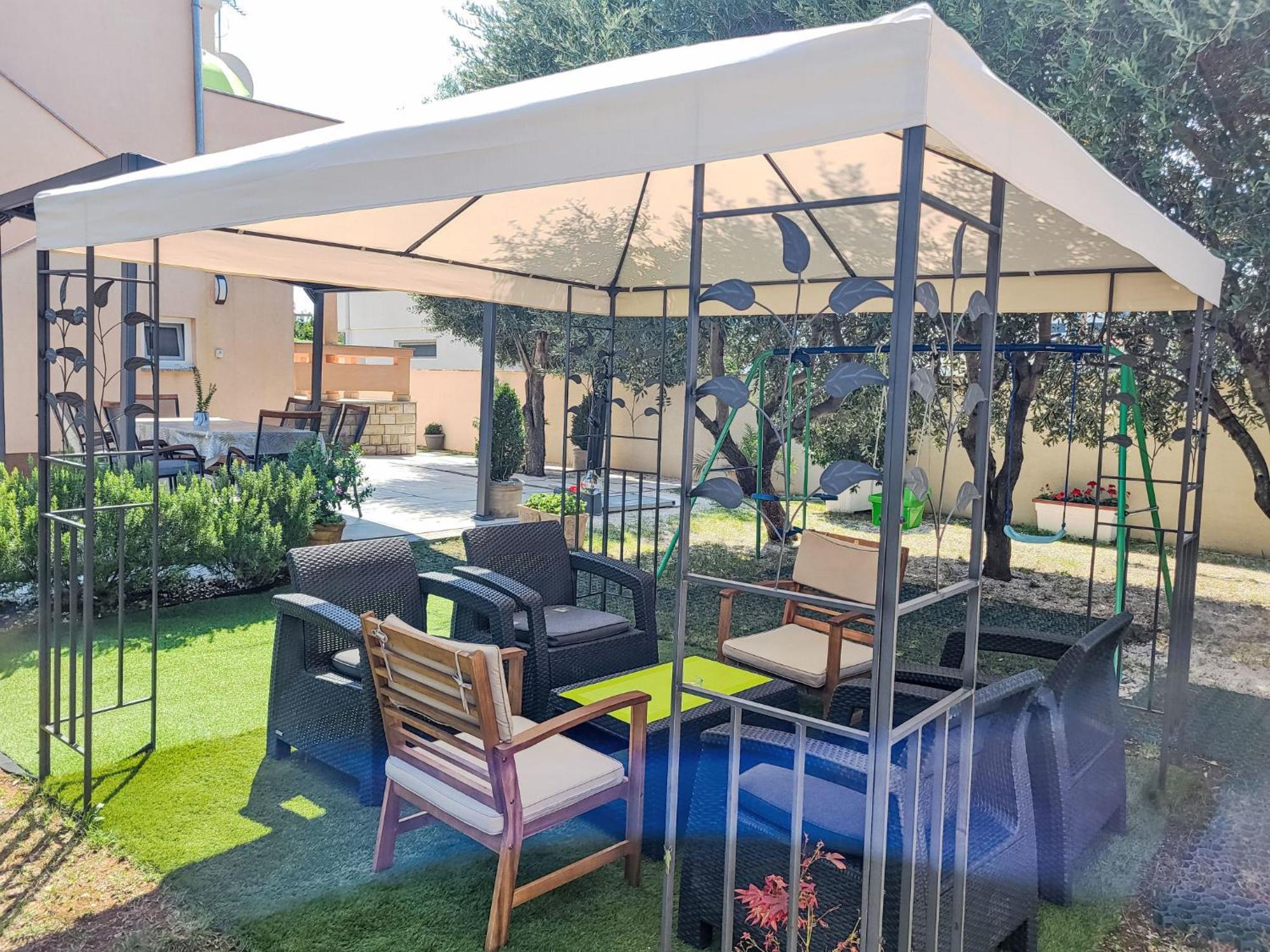 Holiday Home Ive By Interhome بيتريتْشاني المظهر الخارجي الصورة