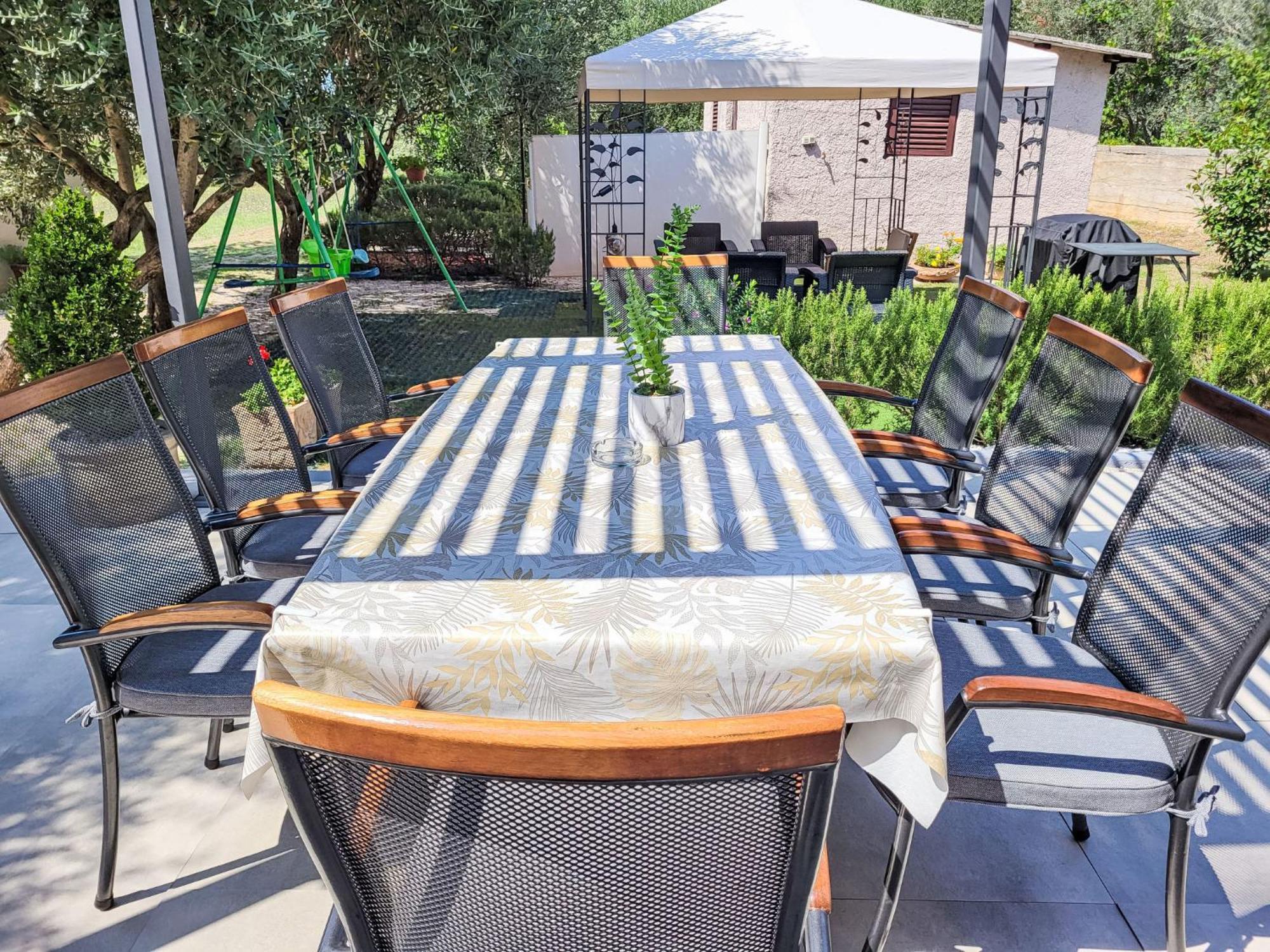 Holiday Home Ive By Interhome بيتريتْشاني المظهر الخارجي الصورة